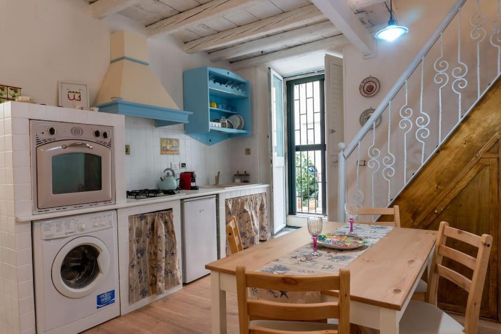 Ortigia 116 Apartment Сиракуза Екстериор снимка